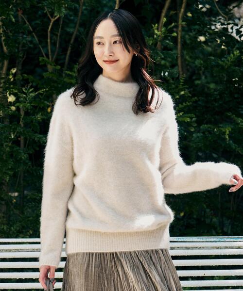 近年.美品☆アンタイトル ふわふわ フォックスファー クルーネックニット 2TL UNTITLED（アンタイトル） ニット セーター 「大人な品格/ふわふわ