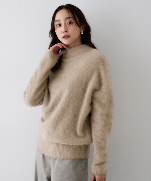 近年.美品☆アンタイトル ふわふわ フォックスファー クルーネックニット 2TL UNTITLED（アンタイトル） ニット セーター 「大人な品格/ふわふわ