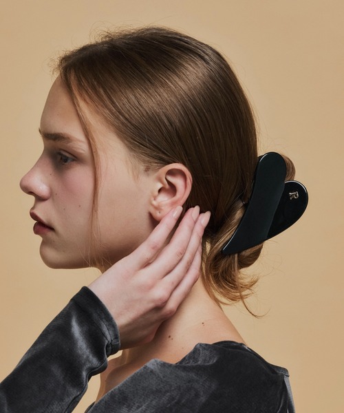 Su1.（スイ） ヘアクリップ 「Su1.」イニシャルハートバンスクリップ