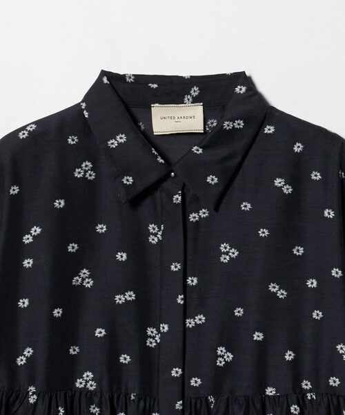 ほぼ未使用✨️【ユナイテッドアローズ】ティアードチュニックブラウスゆったりドット黒 UNITED ARROWS（ユナイテッドアローズ） ブラウス シャツ フラワー
