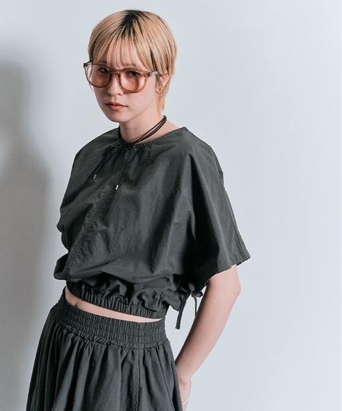 W：Huku tシャツ 撥水 ナイロン ギャザー ショート トップス 