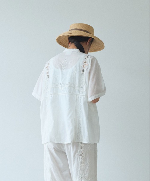 △カットワーク刺繍 スクエアブラウス　yuni yuni ブラウス シャツ カットワーク刺繍 スクエアブラウス