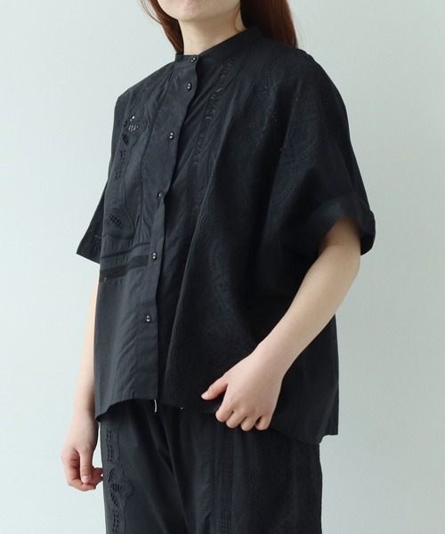 yuni ブラウス シャツ カットワーク刺繍 スクエアブラウス レディース