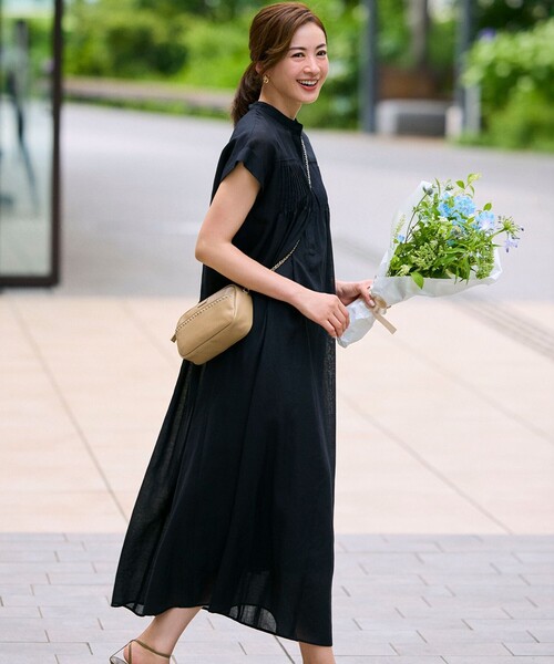 24SS 美品 23区 接触冷感/洗える ストレッチラミー混タフタ ワンピース 23区｜【接触冷感/洗える】ストレッチラミータフタ ワンピース