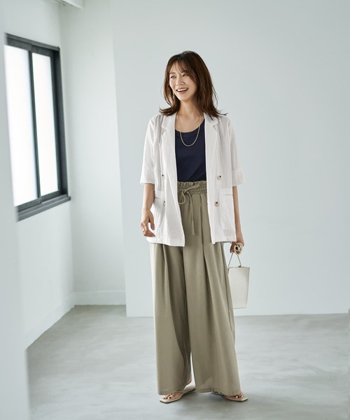 【新品未使用】STYLE DELI 微光沢表面シボ感ダブルジャケットホワイト 微光沢表面シボ感ダブルジャケット（テーラードジャケット