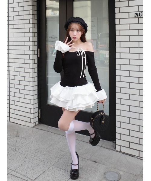 黒×ホワイト 長袖ミニワンピース Darich（ダーリッチ） ワンピース デザインネックリボンミニワンピース