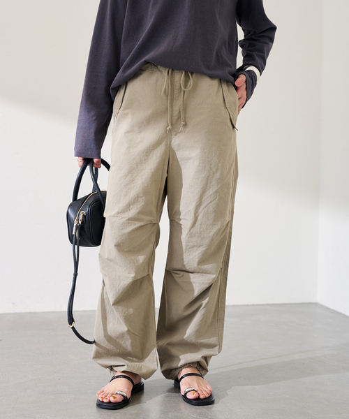 BRIEFING ベージュ カーゴパンツ FRAMeWORK（フレームワーク） ワイドパンツ カーゴパンツ TOP KHAKI