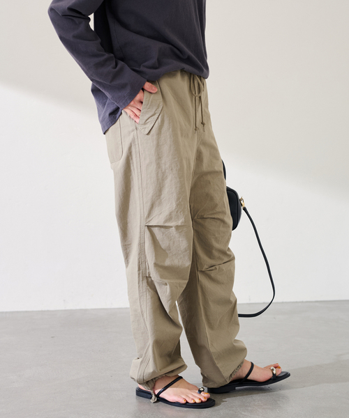 FRAMeWORK ナイロンカーゴパンツ　カーキ　サイズ40 FRAMeWORK（フレームワーク） カーゴパンツ TOP KHAKI/トップカーキ