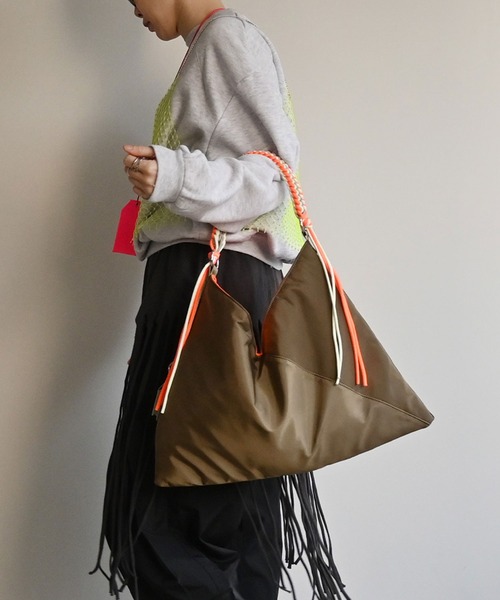 cheek ショルダーバッグ バッグ neon handle TA shoulder / ワン