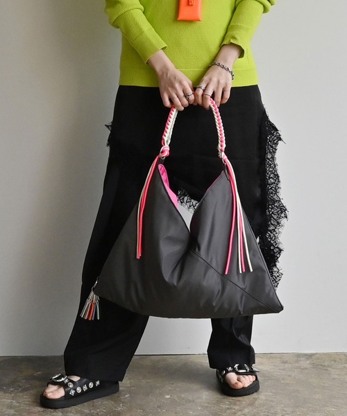 cheek ショルダーバッグ バッグ neon handle TA shoulder / ワン