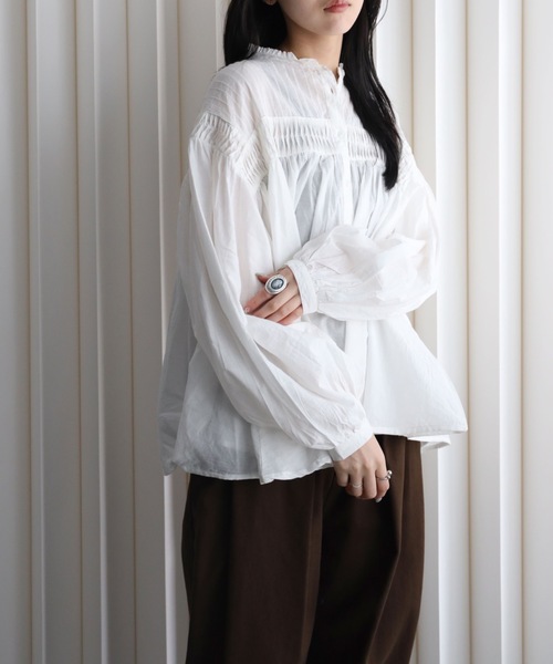 YENNA ブラウス シャツ インド綿エアリーボリュームスリーブタック