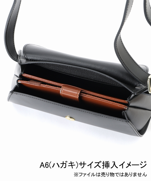 【美品】オウレンティ　ブラック　レザー　ショルダーバック　ボディーバック AULENTTI オウレンティ ショルダーバッグ DI 2864 RU レディース