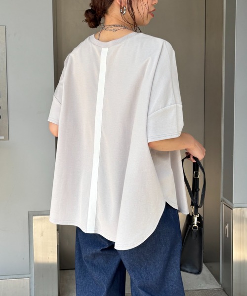 tシャツ 「Tシャツなのに?ほんのりツヤ感ポンチョT」バックテープカットソー レディースの画像