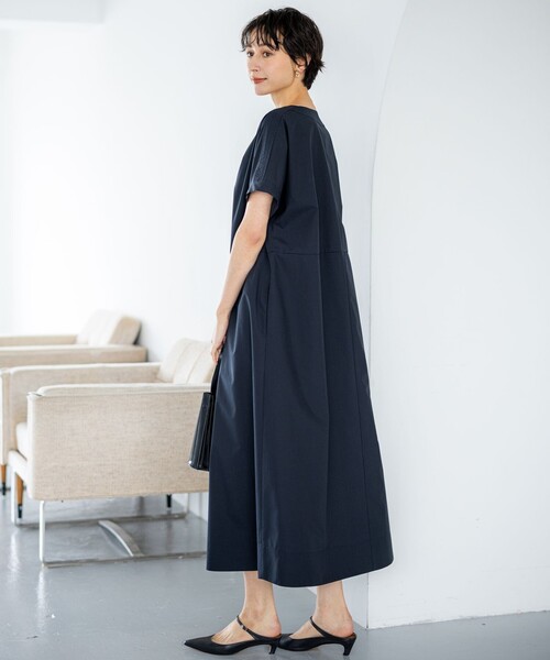⭐︎専用です⭐︎23区　ホワイト/ブラック カットソーワンピース 38 23区 ワンピース 「一部店舗限定/UVカット/洗える」タイプ
