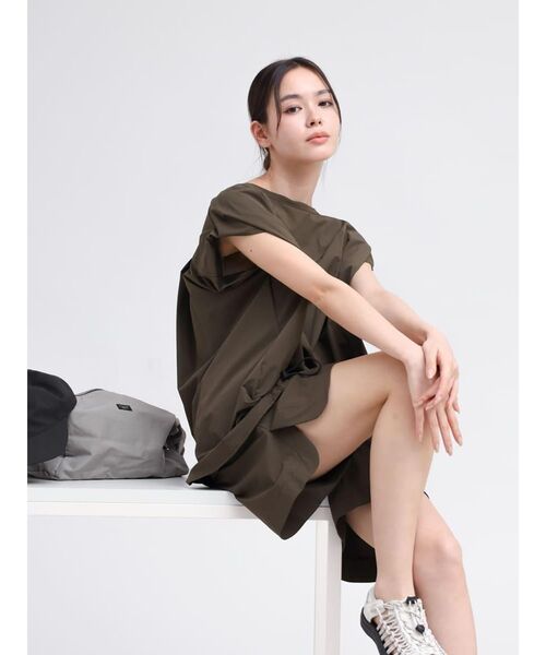 YORT ブラウス シャツ 半袖 「撥水・UVカット」ウエストドロストプル 