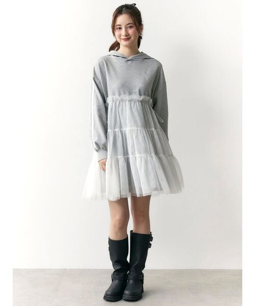 希空着用CALNAMUR 2WAYチュールオーバースウェットワンピース 2WAYチュールオーバースウェットワンピース（ワンピース）｜CALNAMUR