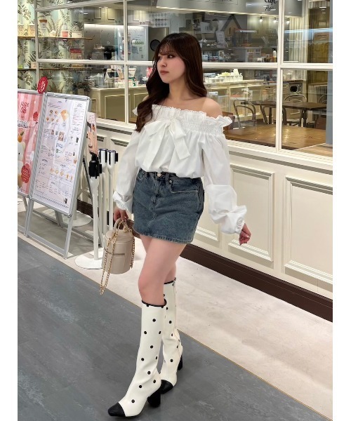 【Darich】バックモチーフリボンブラウス Darich（ダーリッチ）の「バックリボンモチーフブラウス（シャツ