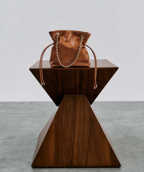 CHARLES&KEITH Arya アリアダブルハンドルクロスショルダーバッグ CHARLES & KEITH｜Arya アリア ブレイドストラップ ダブルハンドル
