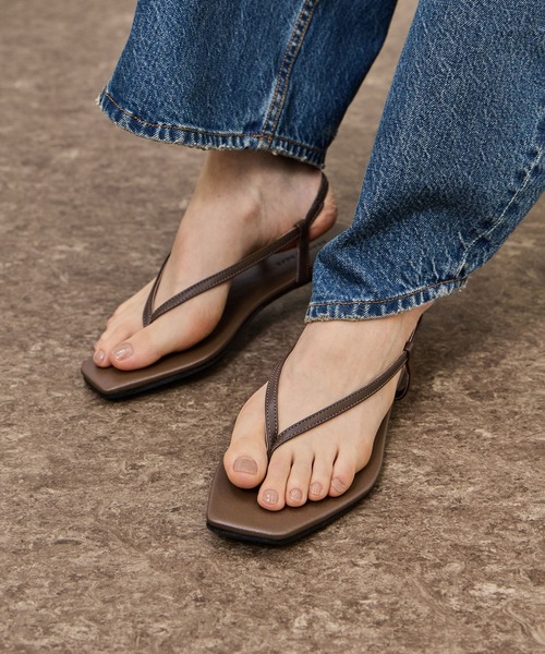 ADAM ET ROPE'（アダムエロペ） サンダル ストラップフラットサンダル