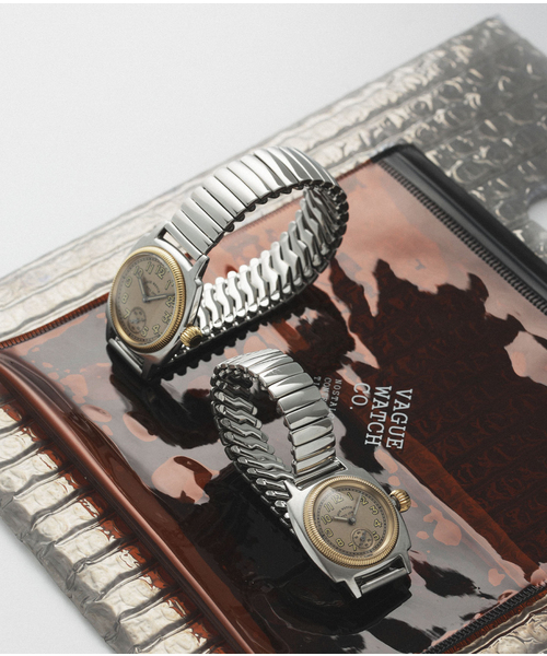 腕時計 VAGUE WATCH CO. Coussin Early Extension 28mm レディースの画像