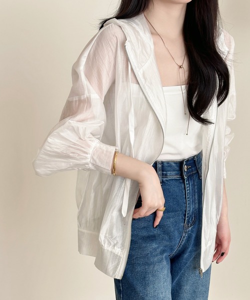 DAY CLOSET uvカット パーカー 「フード付き」艶めく光沢シアー。長袖