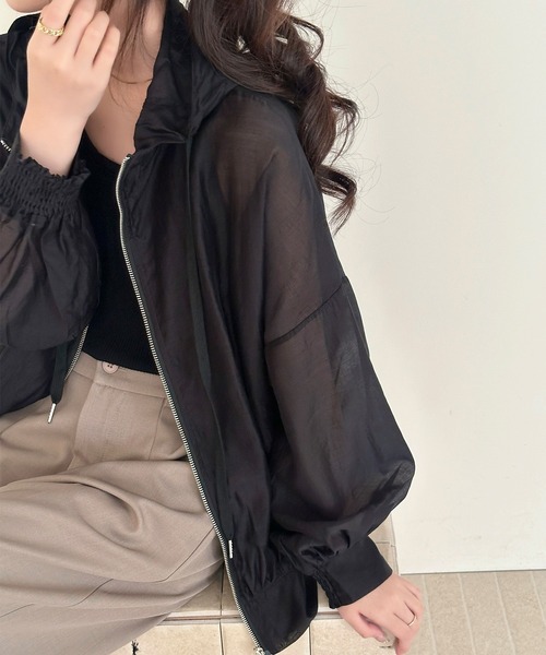 DAY CLOSET パーカー 「フード付き」艶めく光沢シアー。長袖