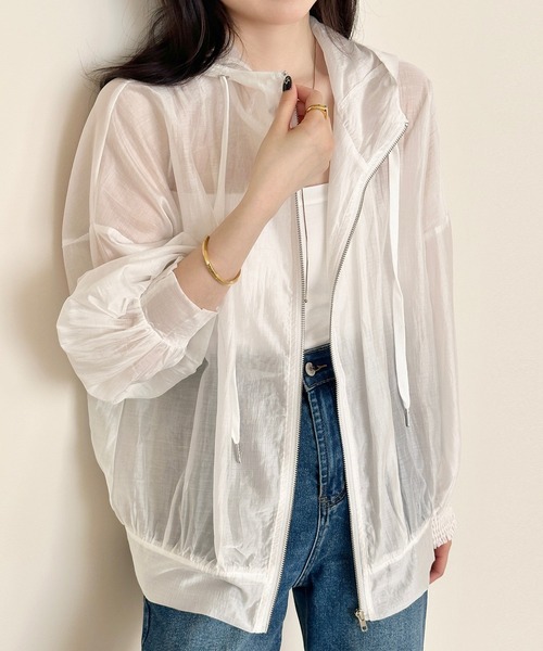 DAY CLOSET パーカー 「フード付き」艶めく光沢シアー。長袖