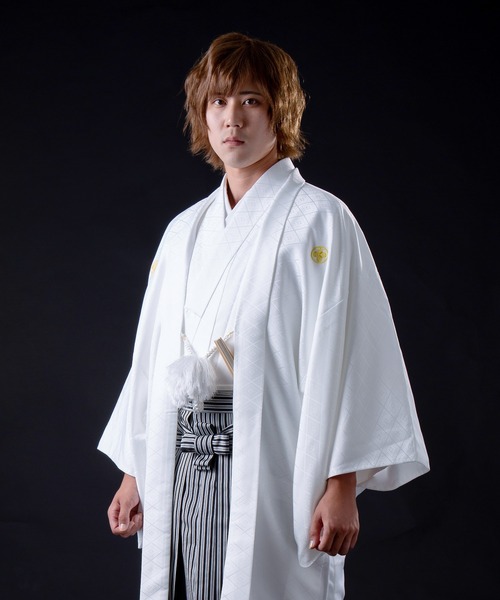 着物 メンズ 羽織袴3点セット  金刺繍紋入り　紋付き袴 紋付袴 黒紋付 白紋付 成人式 卒業式 結婚式 地紋入り　男性羽織袴 メンズの画像