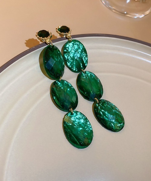 COO+i（クーイ） ピアス 大ぶりグリーンビジューデザインピアス
