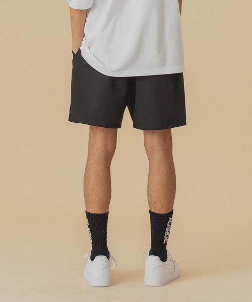NEW ERA パンツ XLARGE×NEW PERFORMANCE UTILITY SHORTS メンズ