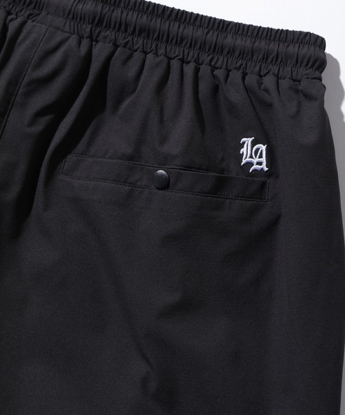 NEW ERA パンツ XLARGE×NEW PERFORMANCE UTILITY SHORTS メンズ