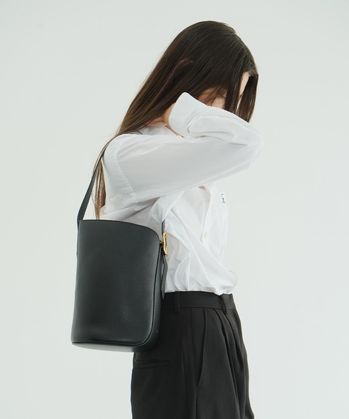 クラネ　スモールレザーバッグ　ショルダーバッグ CLANE - レザーミニショルダーバッグ - LEATHER MINI SHOLDER BAG