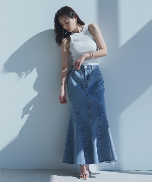 【美品】ánuans シームレスデザイン デニム タイトスカート セール】シームデザインデニムタイトスカート（デニムスカート