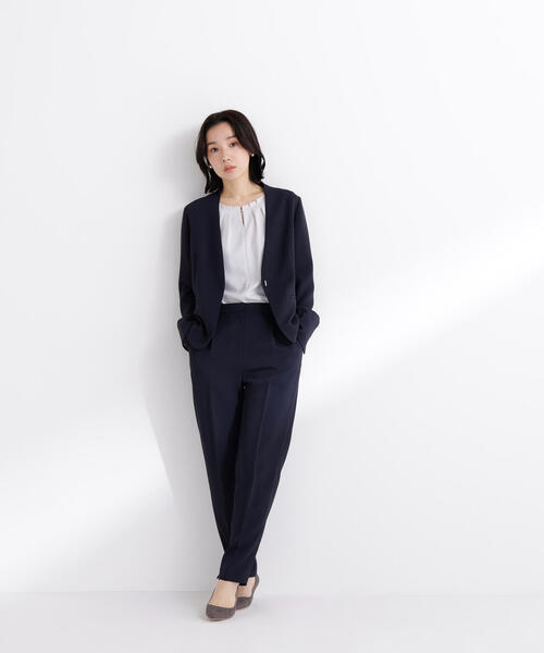 人気❤️ナチュラルビューティーベーシック　パンツスーツ　ネイビー　フォーマル NATURAL BEAUTY BASIC（ナチュラルビューティーベーシック