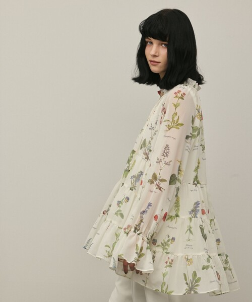 ブラウス シャツ ボタニカルプリントチュニックトップ レディースの画像