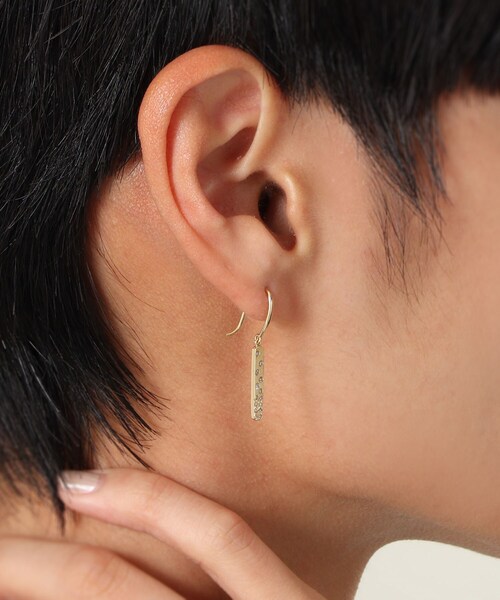COCOSHNIK ピアス K18ダイヤモンド アラシパヴェ バーフック
