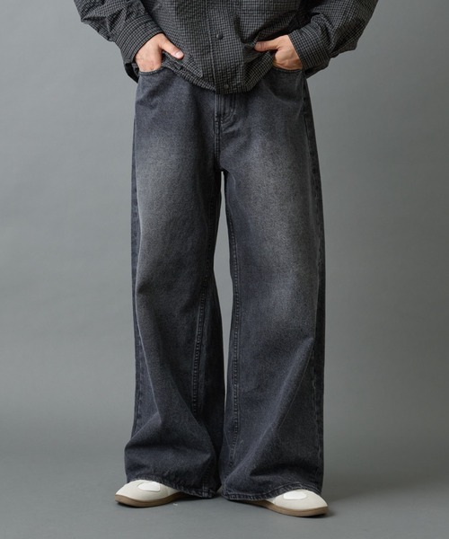 くろよん✳︎ COLONY 2139（コロニー トゥーワンスリーナイン） ジーンズ ワイド