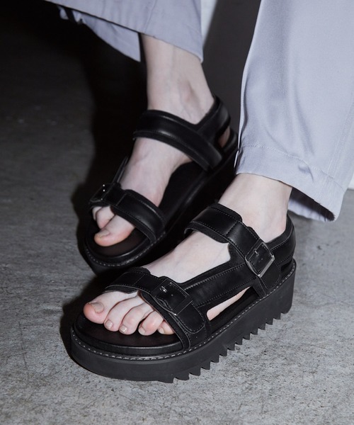 【SERACE】シャークハイソールダブルストラップサンダル(＋6㎝) SERACE】Shark high sole double strap sandal / シャークハイ