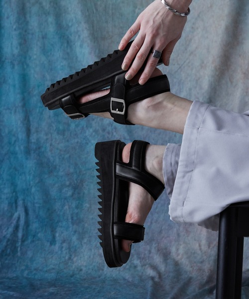【SERACE】シャークハイソールダブルストラップサンダル(＋6㎝) SERACE】Shark high sole double strap sandal / シャークハイ