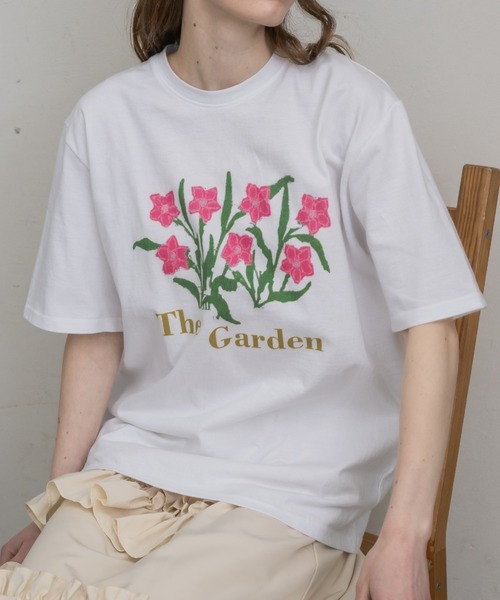 tシャツ flower print t-shirt／フラワープリントTシャツ レディース