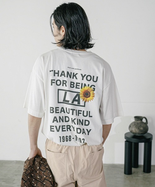 BAYFLOW（ベイフロー） tシャツ レタリングフラワー半袖Tシャツ メンズ