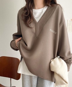 トレーナー スウェット 抜け感と上品さを両立。深めのネックで小顔見え♪ 胸刺繍Vネックダンボールニットトップス(長袖) レディース