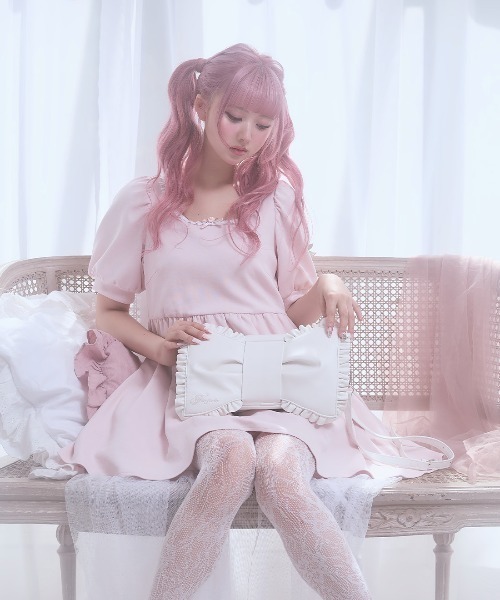 Fiorforte ショルダーバッグ バッグ Ribbon frill shoulder bag