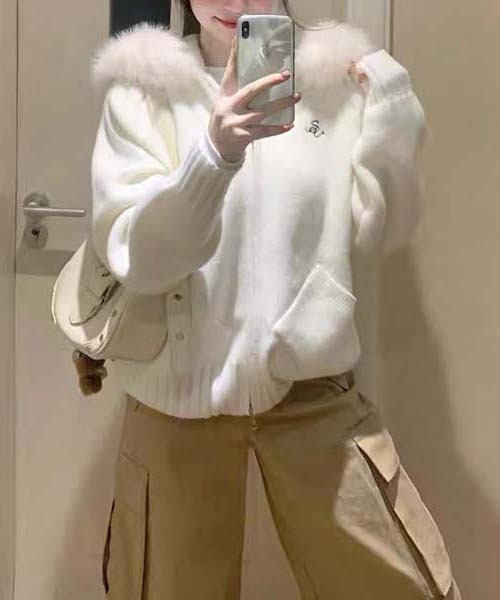 neneaxes femme ファー使いフード付きカーディガン　Y2K gossip!ロサンゼルス ニット セーター Y2K ジップカーディガン 縁取り