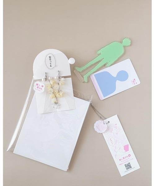 ピアス 「推しに愛されるアクセサリー」クリアイエローすずらんの上品ピアス（サージカルステンレス）(MA) メンズ レディースの画像
