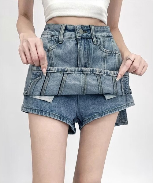 サカイ　バンダナ柄プリーツキュロットスカート　白　インナー付き￼ Ｍ程度 miniministore（ミニミニストア） パンツ インナーパンツ付き