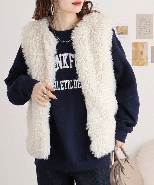 ３日迄限定Sale❗️美品⭐️イタリア製シープボア　ジレベスト atONE（アットワン） ベスト ジレ くるくるシープボアファーベスト