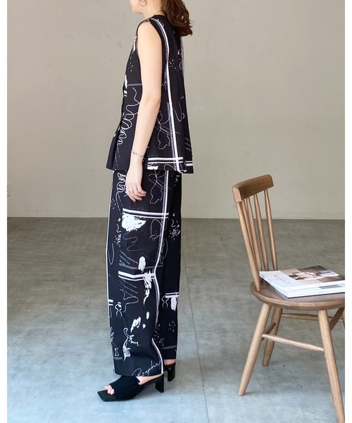 パンツ user_6299dd36 She's Closet パンツ 花柄フラワープリント＆アート柄ストレート