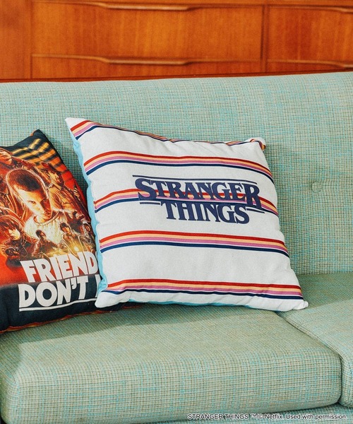 ニコアンド　ストレンジャーシングス　コラボクッション niko and…（ニコアンド） クッション クッションカバー 「STRANGER