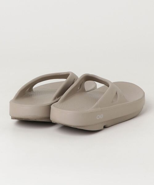 「OOFOS」 フラットサンダル 23 ベージュ レディース_画像2